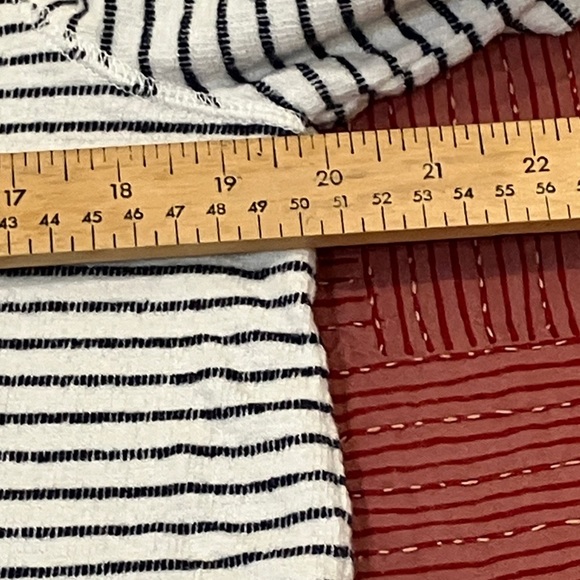 Tommy Bahama women’s small terry cloth white  Hoodie with blue stripes - Picture 5 of 12